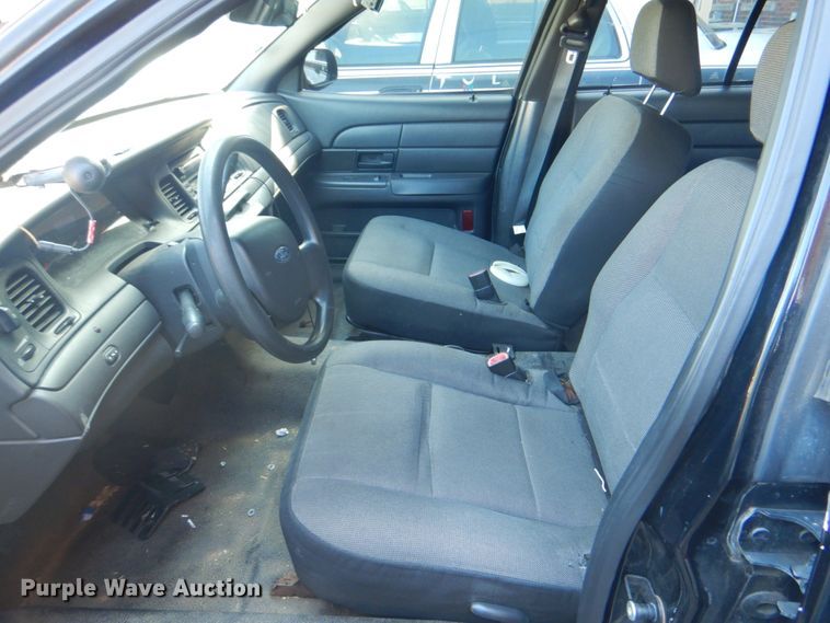 image for item KV9490 2009 Ford Crown Victoria Police Interceptor