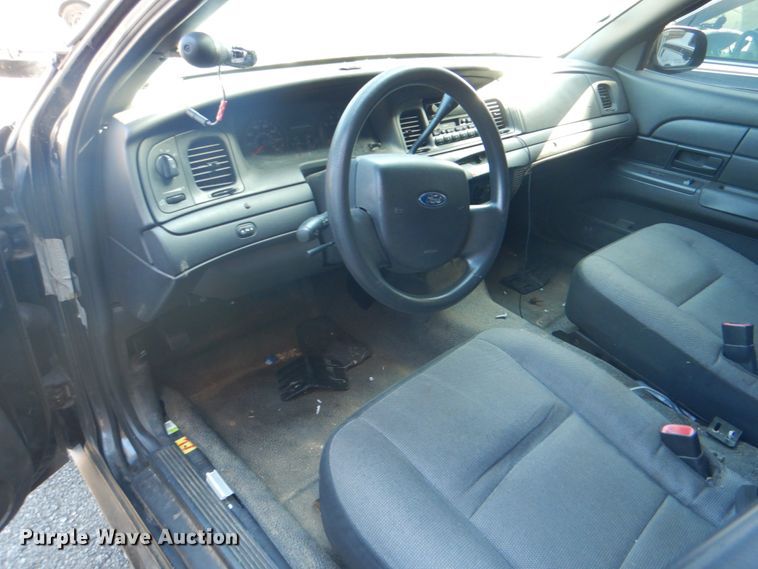 image for item KV9490 2009 Ford Crown Victoria Police Interceptor