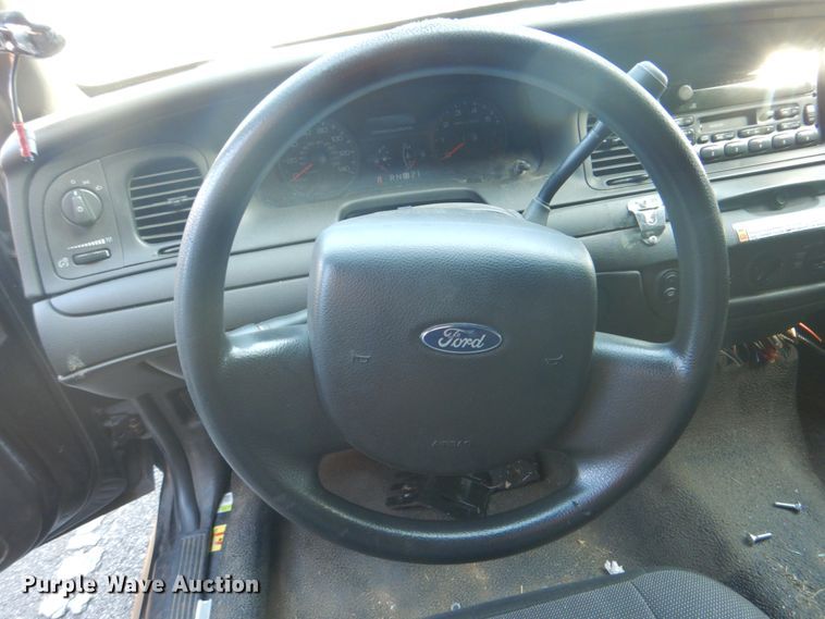 image for item KV9490 2009 Ford Crown Victoria Police Interceptor