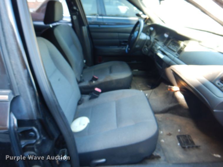 image for item KV9490 2009 Ford Crown Victoria Police Interceptor