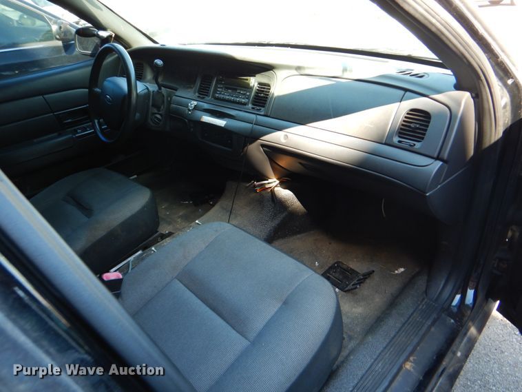 image for item KV9490 2009 Ford Crown Victoria Police Interceptor