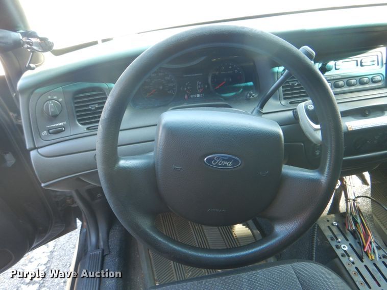 image for item KV9491 2009 Ford Crown Victoria Police Interceptor