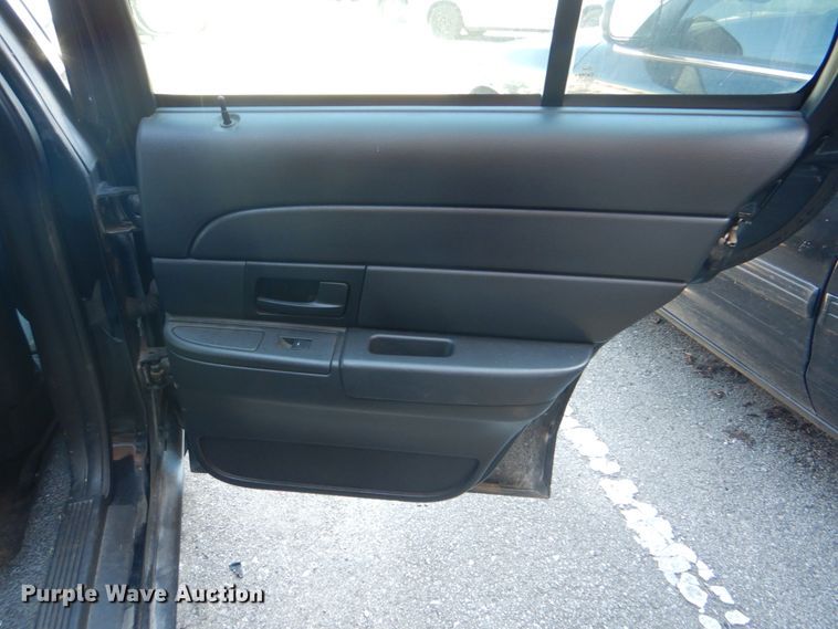 image for item KV9491 2009 Ford Crown Victoria Police Interceptor