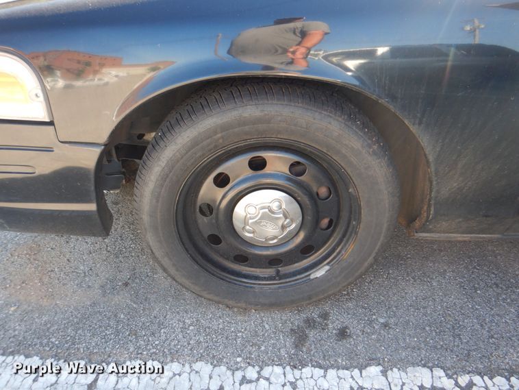 image for item KV9491 2009 Ford Crown Victoria Police Interceptor