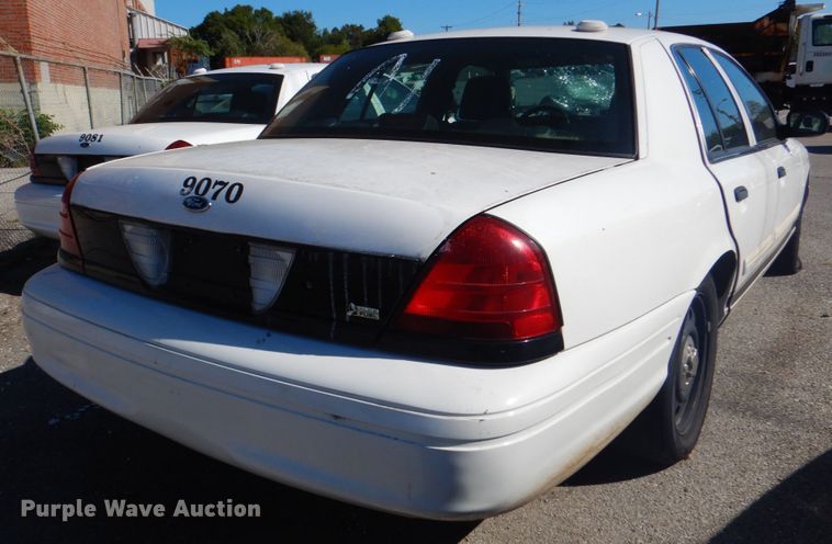 image for item KV9492 2009 Ford Crown Victoria Police Interceptor