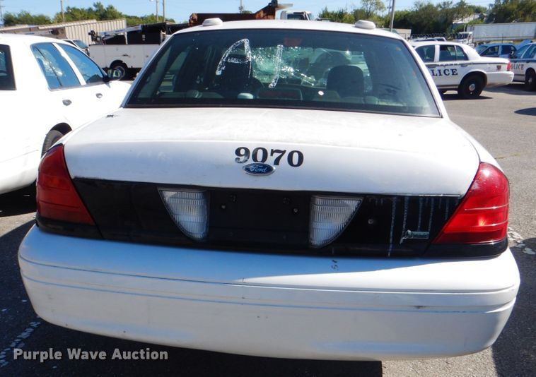image for item KV9492 2009 Ford Crown Victoria Police Interceptor