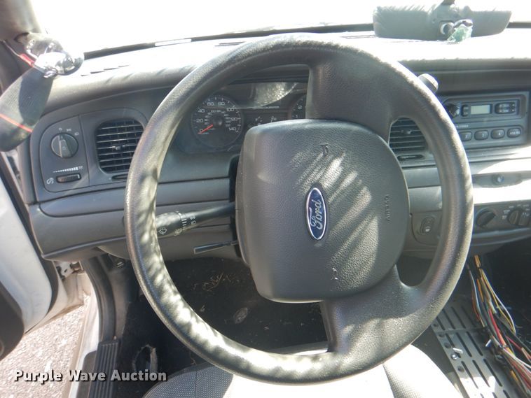 image for item KV9492 2009 Ford Crown Victoria Police Interceptor