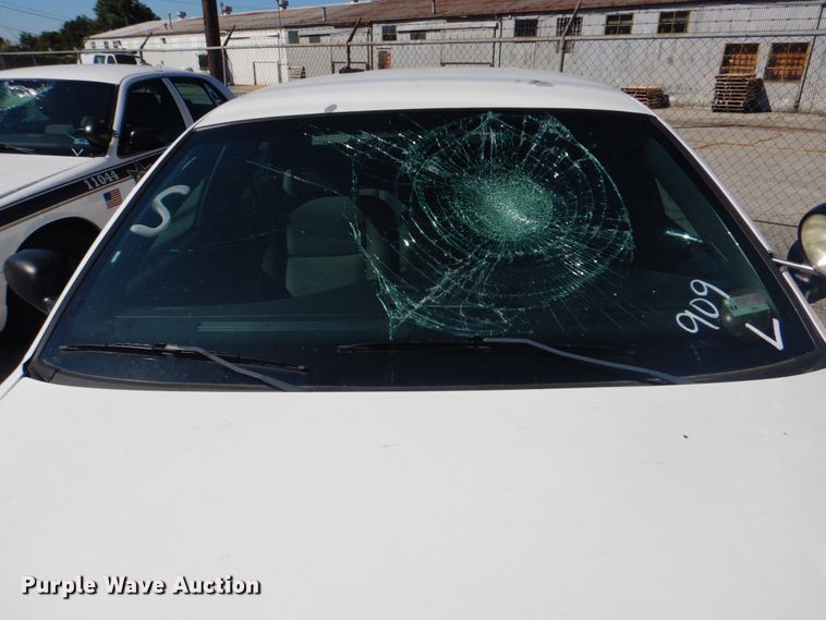 image for item KV9492 2009 Ford Crown Victoria Police Interceptor