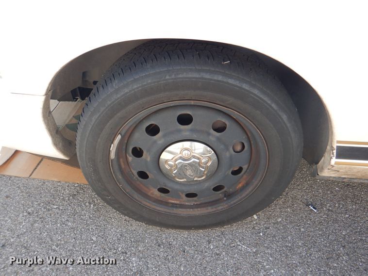 image for item KV9492 2009 Ford Crown Victoria Police Interceptor