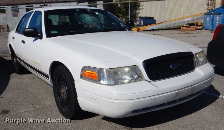 image for item KV9493 2009 Ford Crown Victoria Police Interceptor