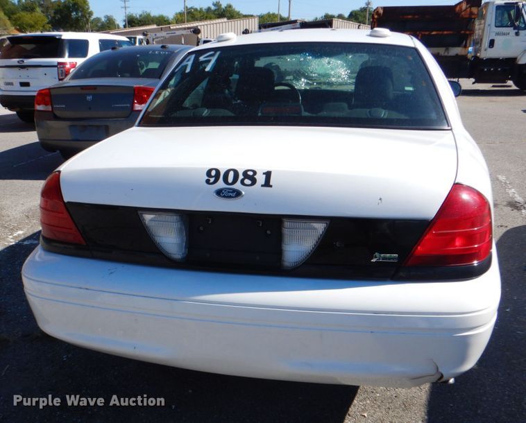 image for item KV9493 2009 Ford Crown Victoria Police Interceptor