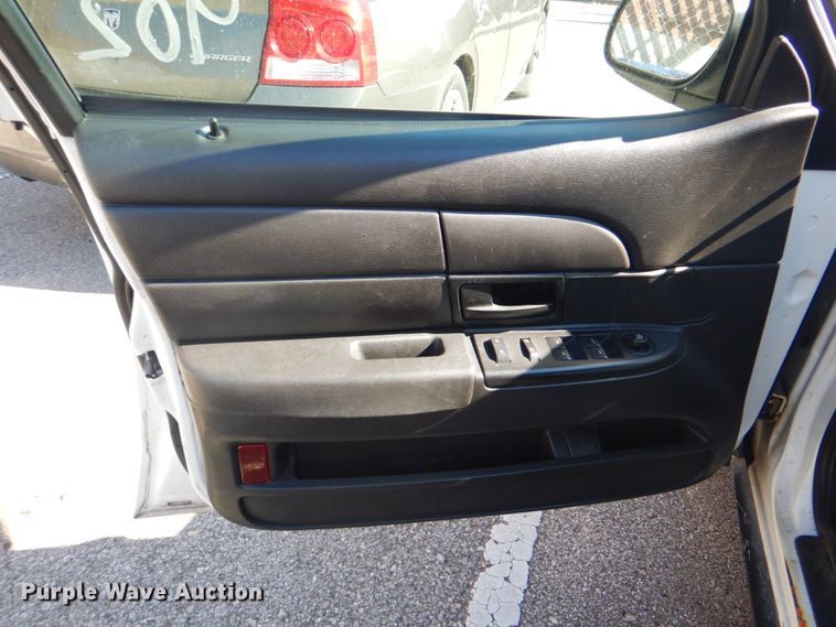 image for item KV9493 2009 Ford Crown Victoria Police Interceptor