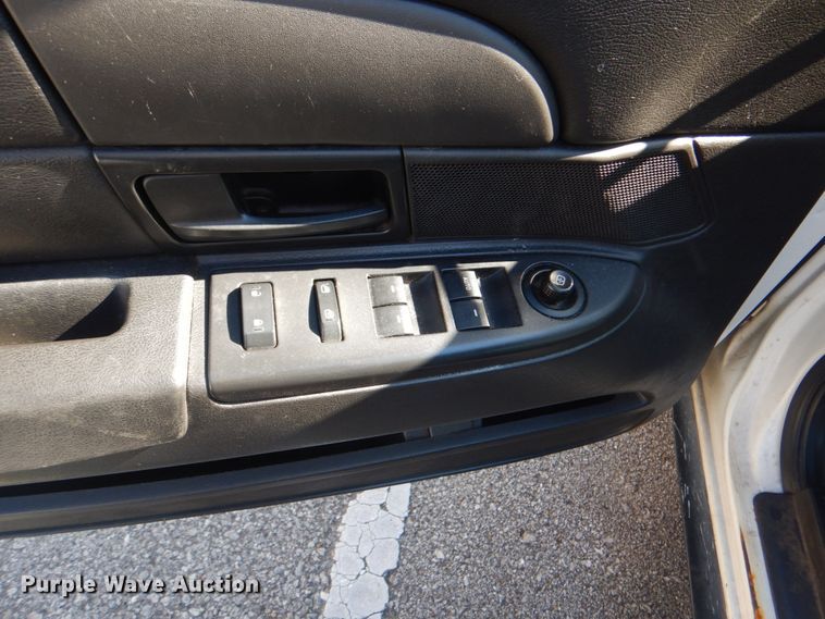 image for item KV9493 2009 Ford Crown Victoria Police Interceptor