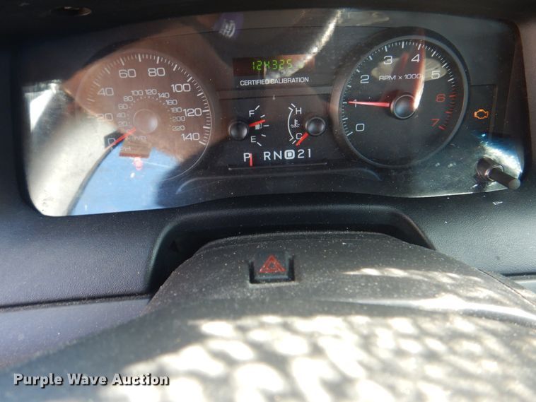 image for item KV9493 2009 Ford Crown Victoria Police Interceptor