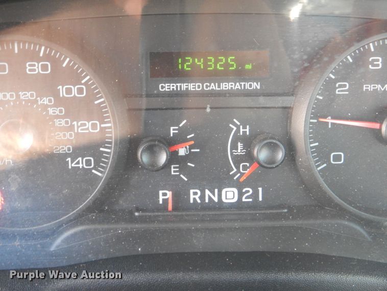 image for item KV9493 2009 Ford Crown Victoria Police Interceptor