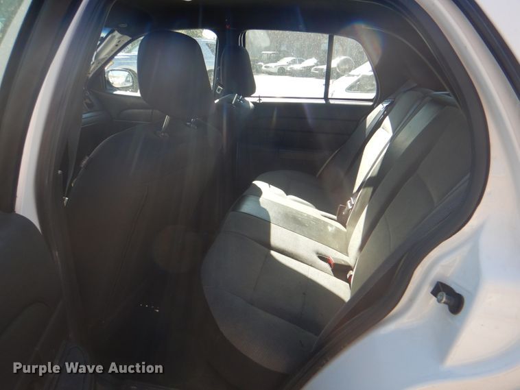 image for item KV9493 2009 Ford Crown Victoria Police Interceptor