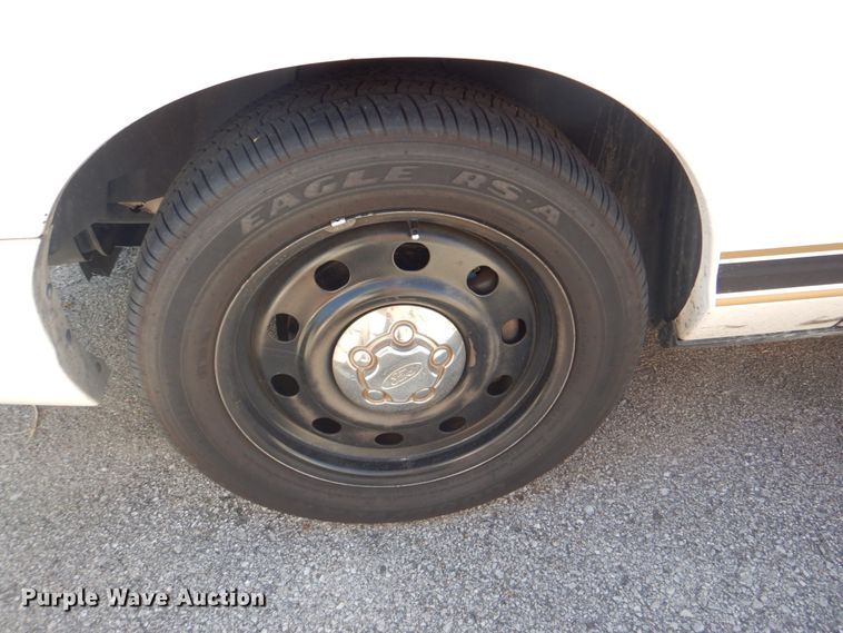 image for item KV9493 2009 Ford Crown Victoria Police Interceptor