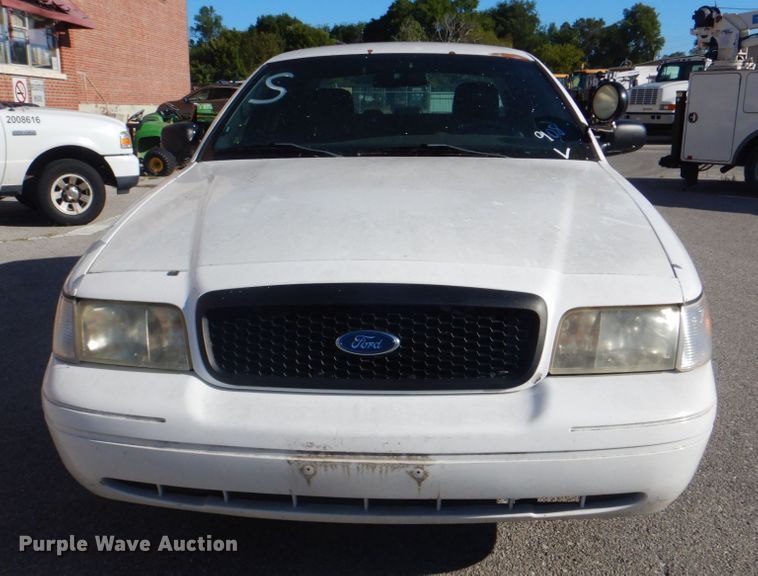 image for item KV9497 2007 Ford Crown Victoria Police Interceptor