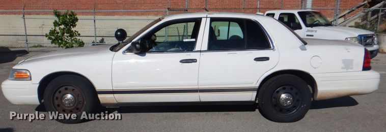 image for item KV9497 2007 Ford Crown Victoria Police Interceptor