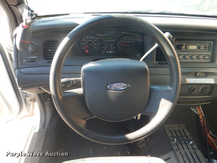 image for item KV9497 2007 Ford Crown Victoria Police Interceptor