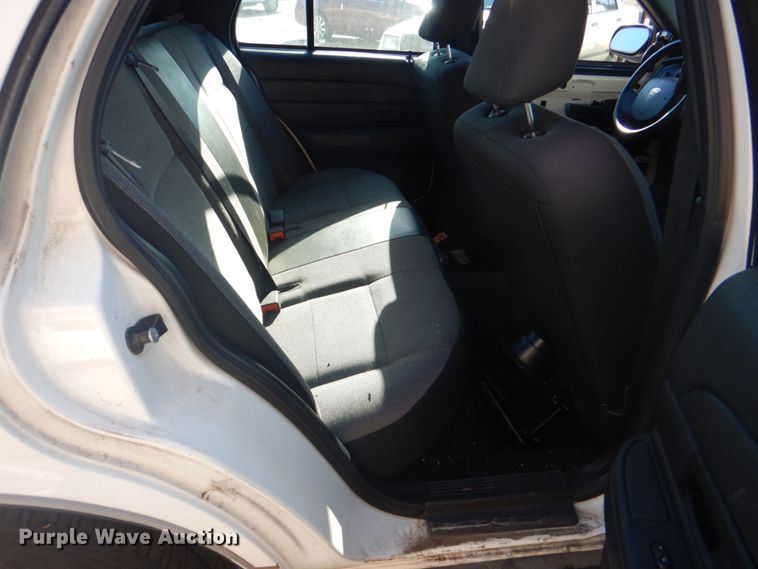 image for item KV9497 2007 Ford Crown Victoria Police Interceptor