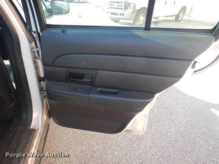 image for item KV9497 2007 Ford Crown Victoria Police Interceptor