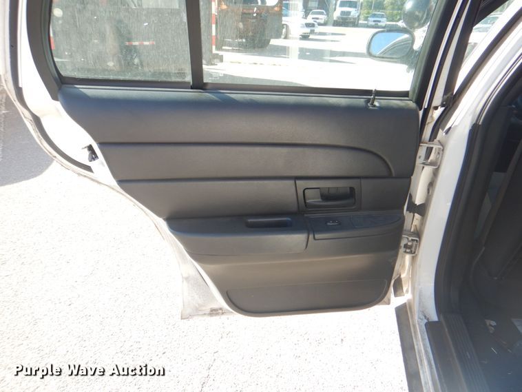 image for item KV9497 2007 Ford Crown Victoria Police Interceptor