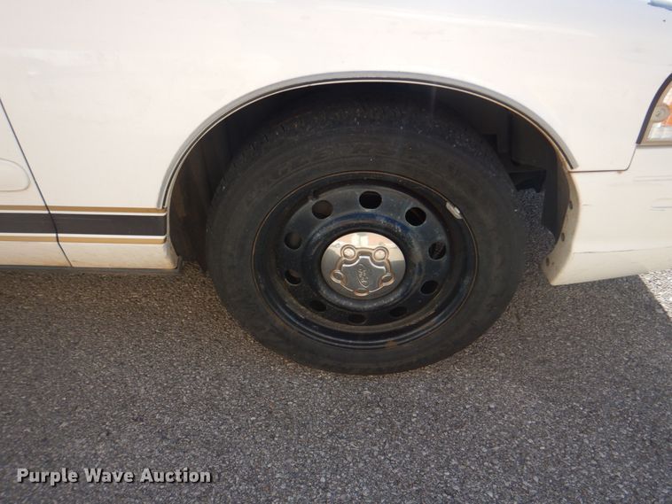 image for item KV9497 2007 Ford Crown Victoria Police Interceptor