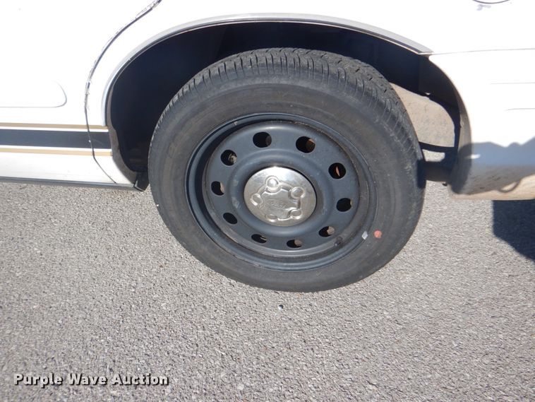 image for item KV9497 2007 Ford Crown Victoria Police Interceptor