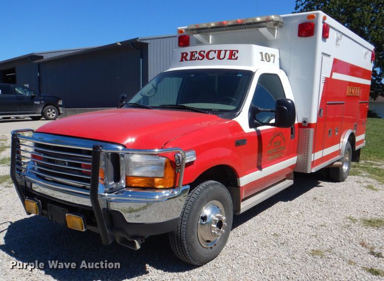image for item KX9415 1999 Ford F350 Super Duty XLT  ambulance