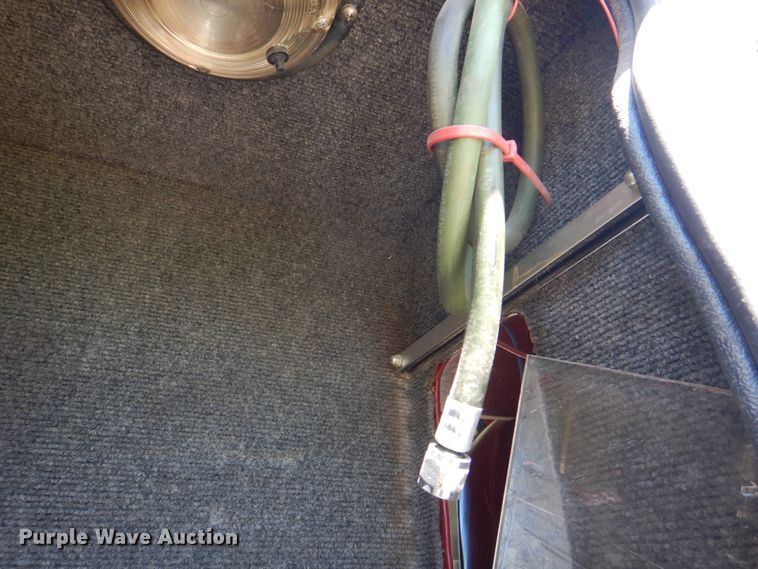 image for item KX9415 1999 Ford F350 Super Duty XLT  ambulance