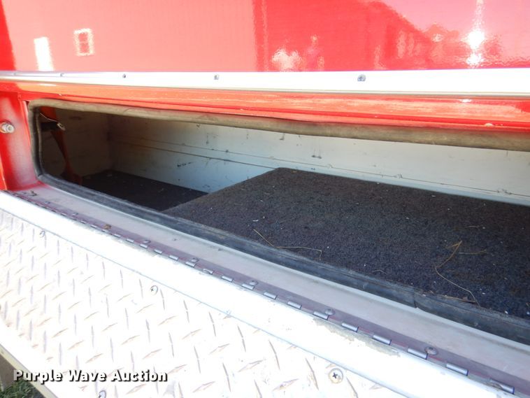 image for item KX9415 1999 Ford F350 Super Duty XLT  ambulance