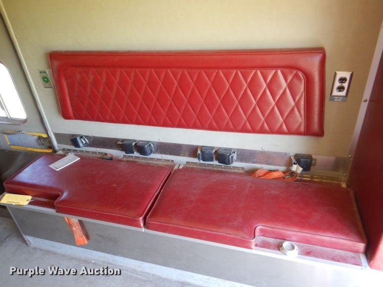 image for item KX9415 1999 Ford F350 Super Duty XLT  ambulance