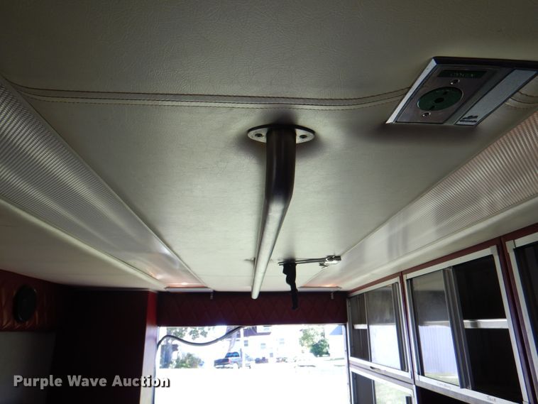 image for item KX9415 1999 Ford F350 Super Duty XLT  ambulance