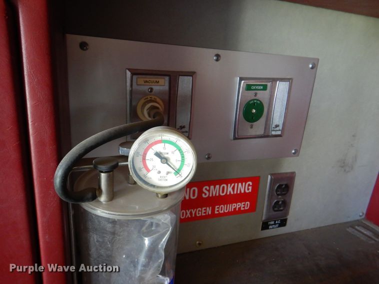 image for item KX9415 1999 Ford F350 Super Duty XLT  ambulance