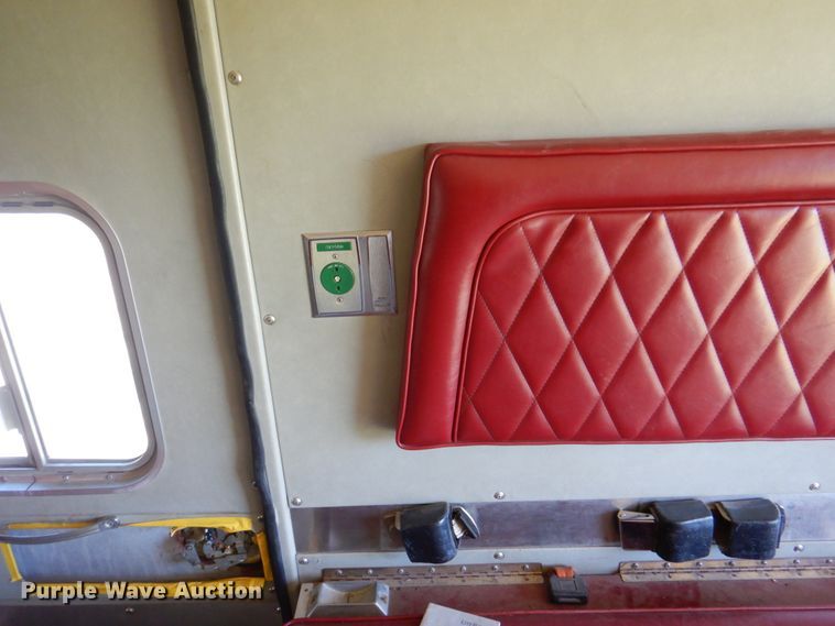 image for item KX9415 1999 Ford F350 Super Duty XLT  ambulance