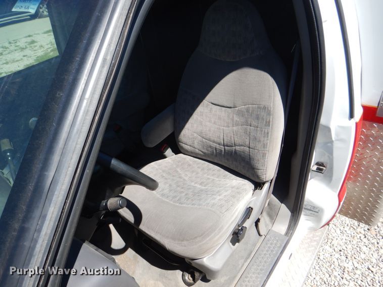 image for item KX9415 1999 Ford F350 Super Duty XLT  ambulance