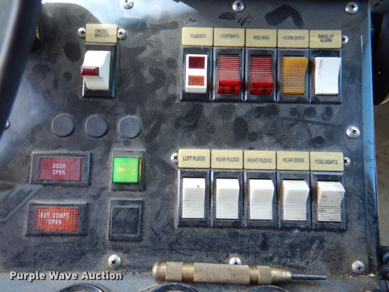 image for item KX9415 1999 Ford F350 Super Duty XLT  ambulance