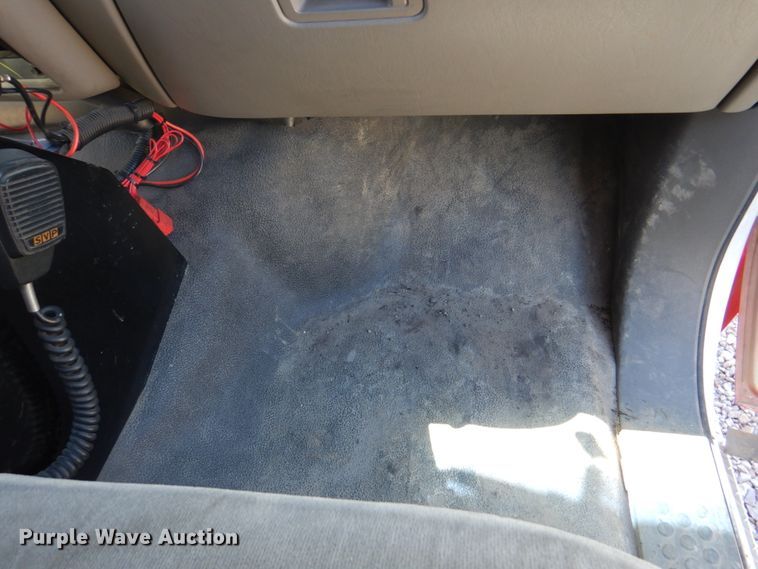 image for item KX9415 1999 Ford F350 Super Duty XLT  ambulance