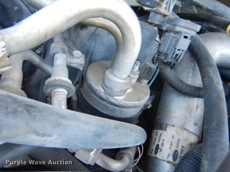 image for item KX9415 1999 Ford F350 Super Duty XLT  ambulance