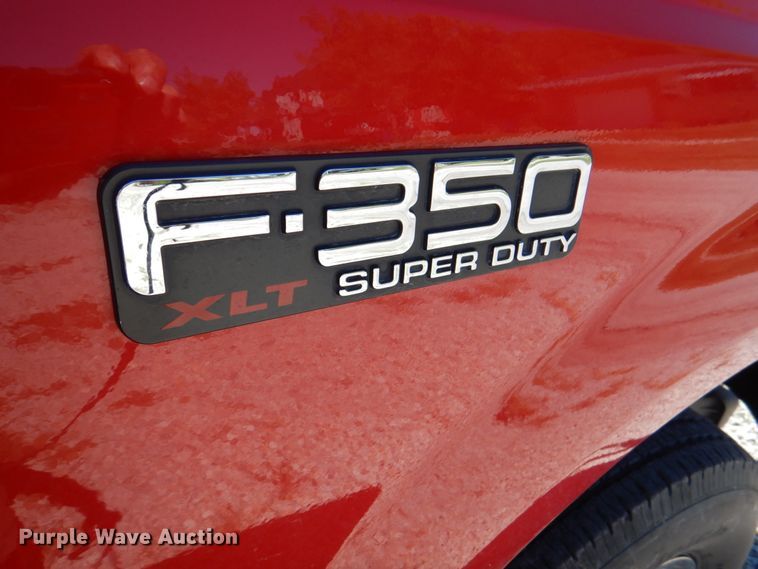 image for item KX9415 1999 Ford F350 Super Duty XLT  ambulance