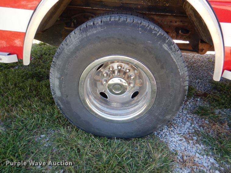 image for item KX9415 1999 Ford F350 Super Duty XLT  ambulance