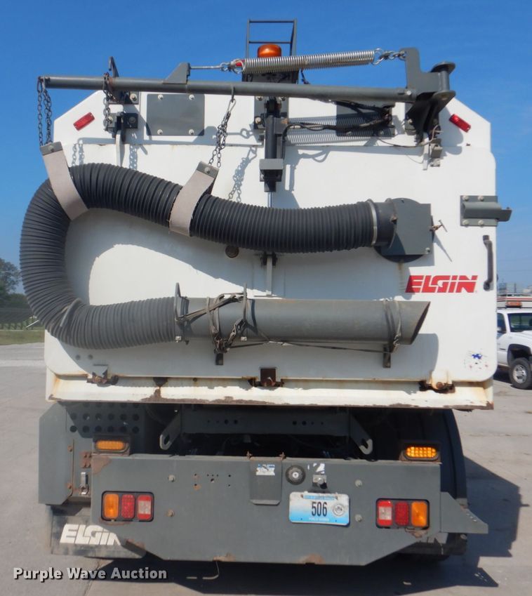 image for item KX9433 2015 Freightliner Business Class M2  street sweeper truck