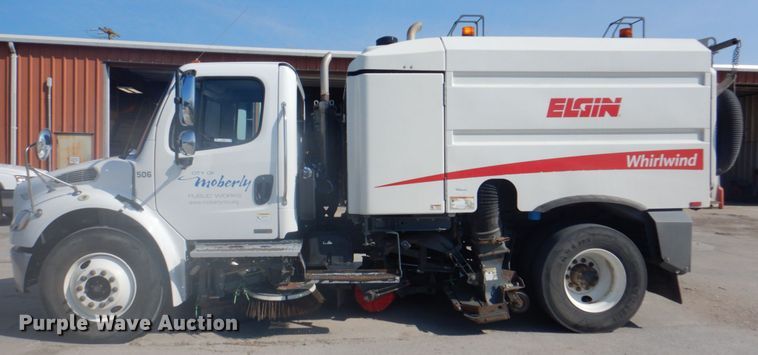image for item KX9433 2015 Freightliner Business Class M2  street sweeper truck