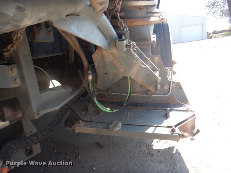 image for item KX9433 2015 Freightliner Business Class M2  street sweeper truck