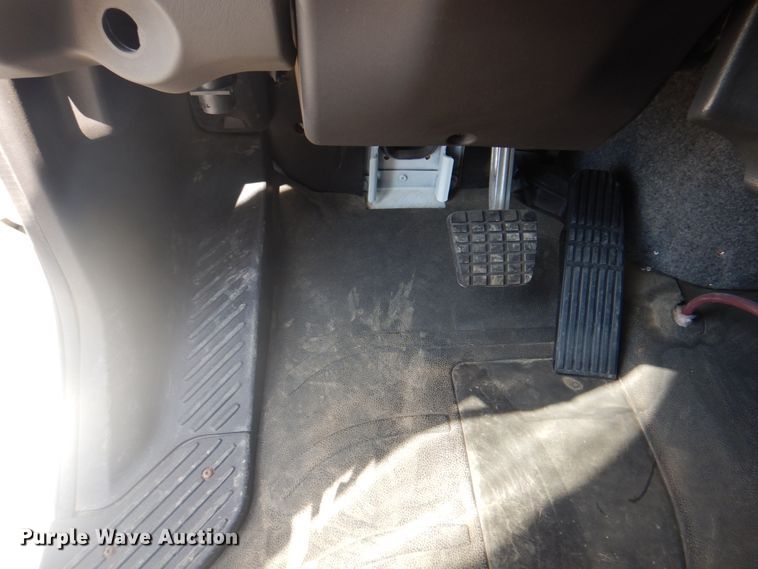 image for item KX9433 2015 Freightliner Business Class M2  street sweeper truck