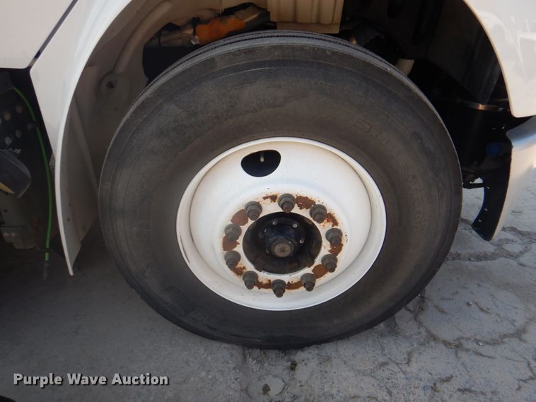 image for item KX9433 2015 Freightliner Business Class M2  street sweeper truck