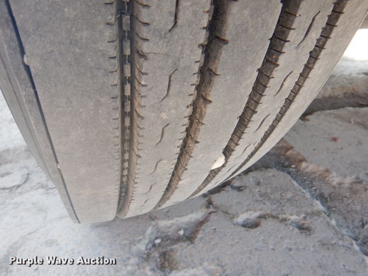 image for item KX9433 2015 Freightliner Business Class M2  street sweeper truck