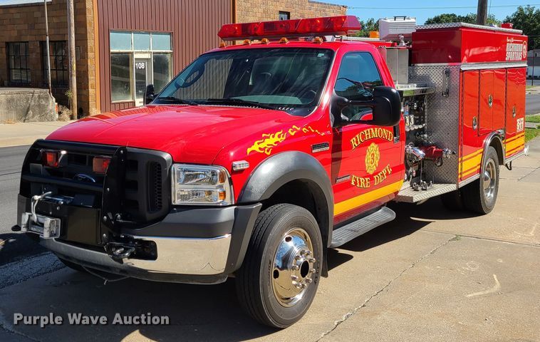 image for item L1266 2005 Ford F550 Super Duty  pumper fire truck