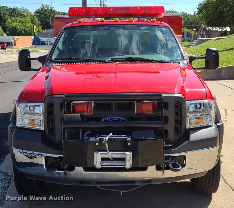 image for item L1266 2005 Ford F550 Super Duty  pumper fire truck